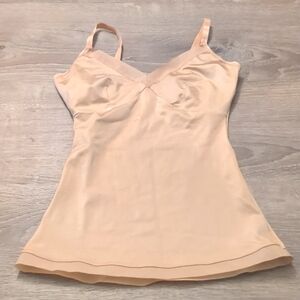 Spanx simplicity camisole compression v neck top size medium